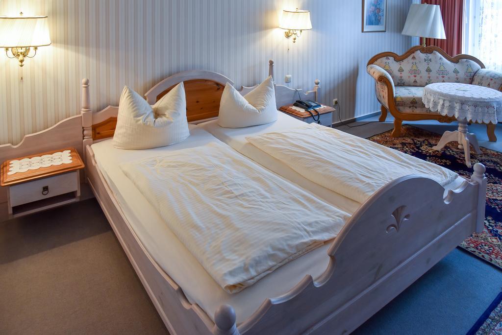 Landhotel Schnupp Neudrossenfeld Bagian luar foto