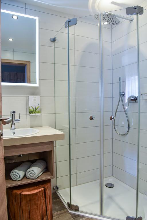 Landhotel Schnupp Neudrossenfeld Bagian luar foto