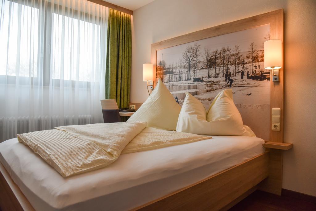 Landhotel Schnupp Neudrossenfeld Bagian luar foto