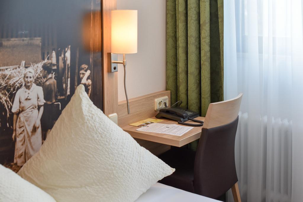 Landhotel Schnupp Neudrossenfeld Bagian luar foto